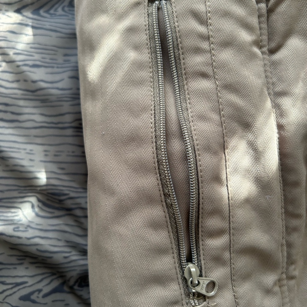 Tentree Men's Tan Vest - Picture 4 of 13